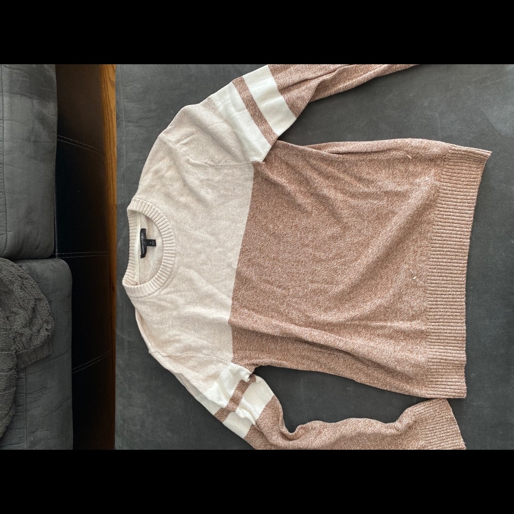 Banana Republic men’s pullover cream/nude sweater